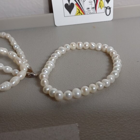 5 Pc Faux Pearl / Pearl Necklace And Bracelet Lot - Picture 7 of 12